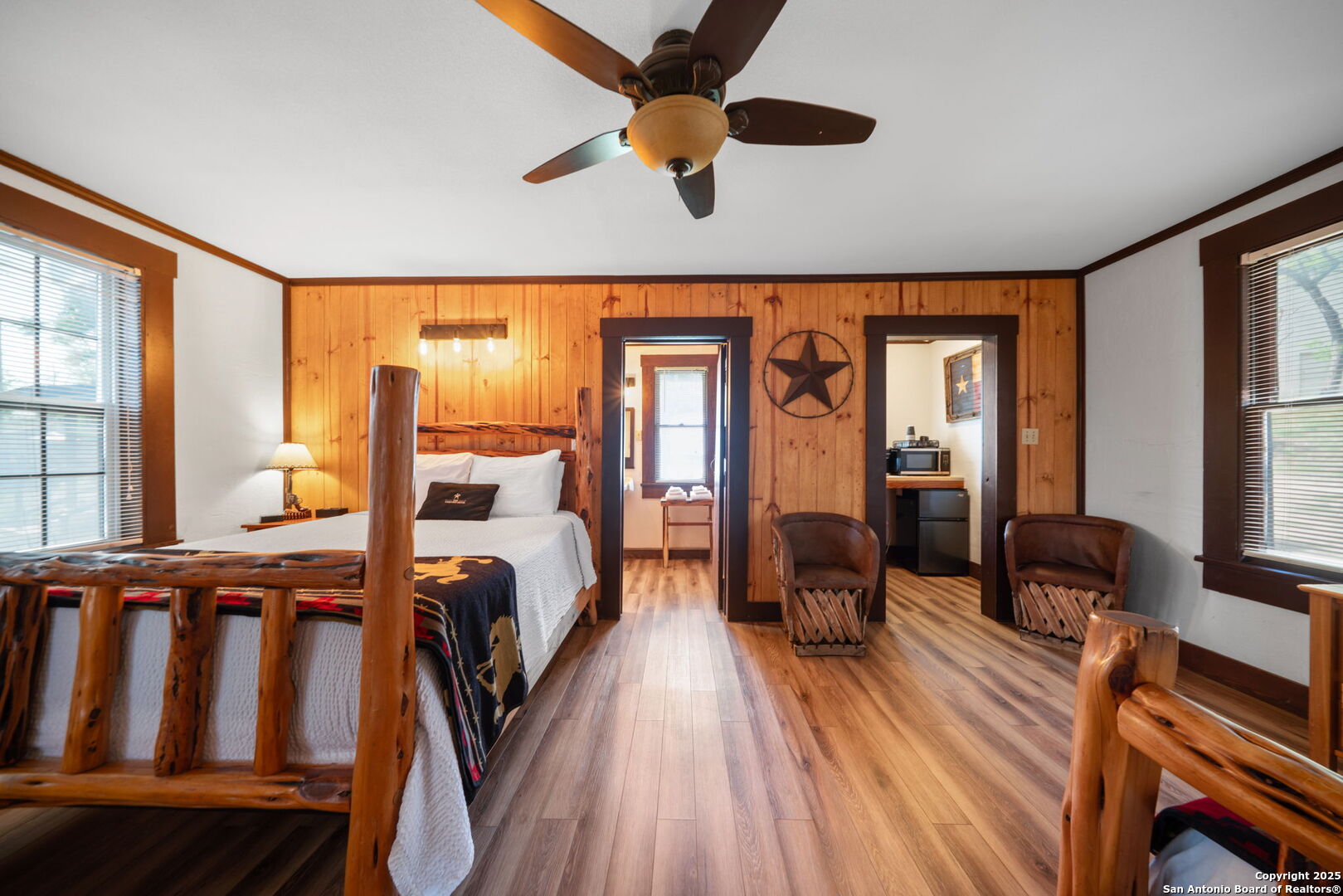 1103 Maple Bandera TX 78003