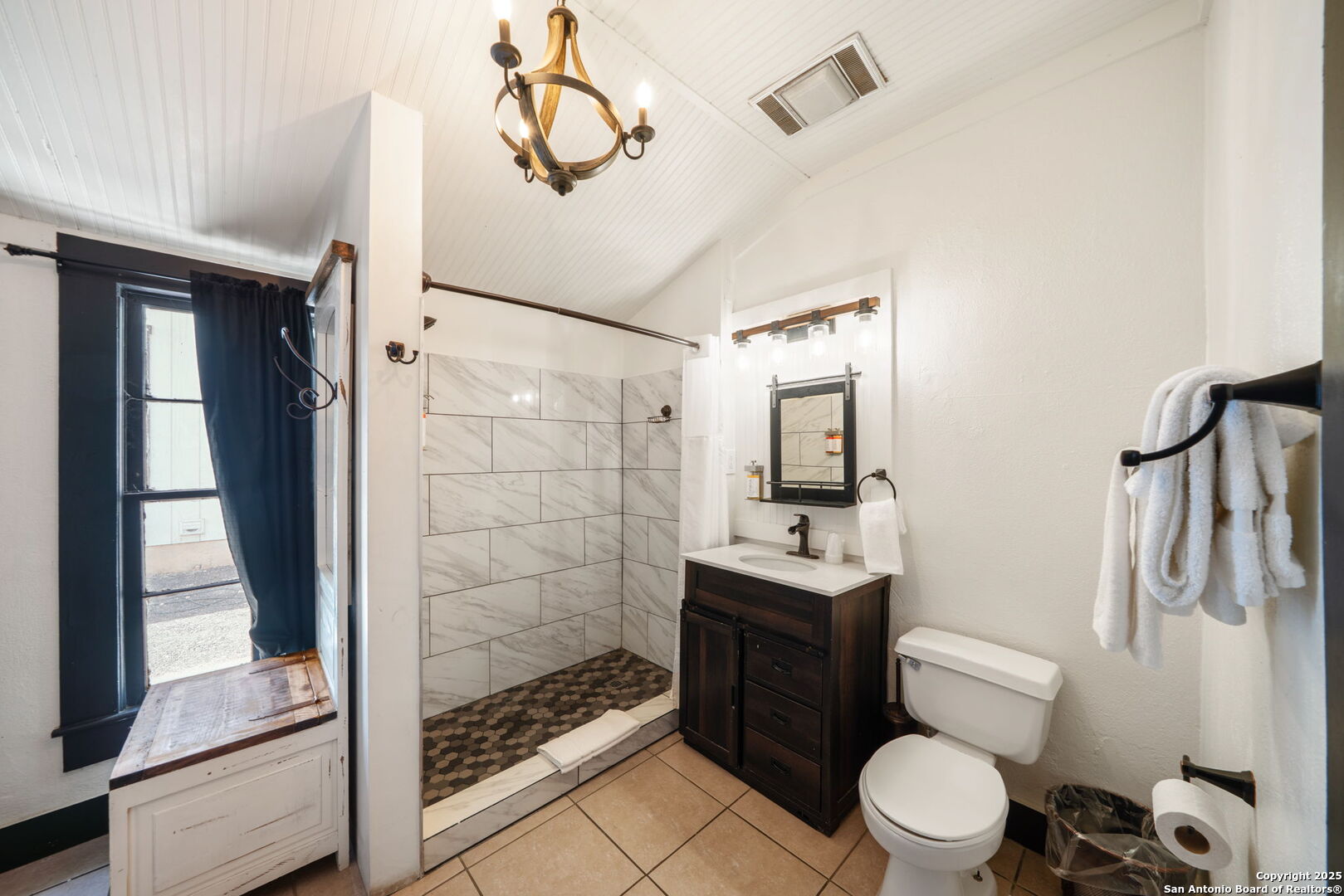 1103 Maple Bandera TX 78003