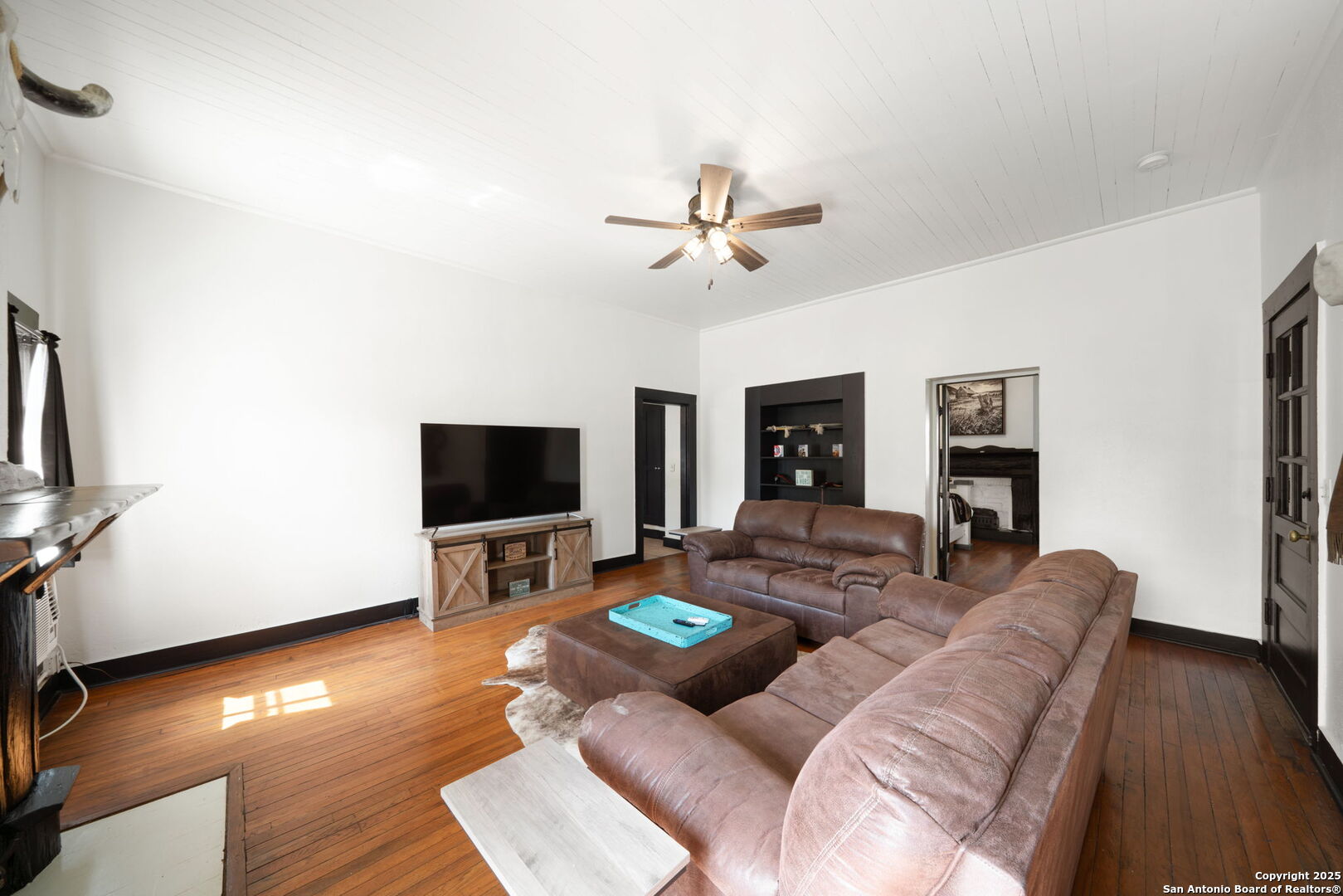 1103 Maple Bandera TX 78003