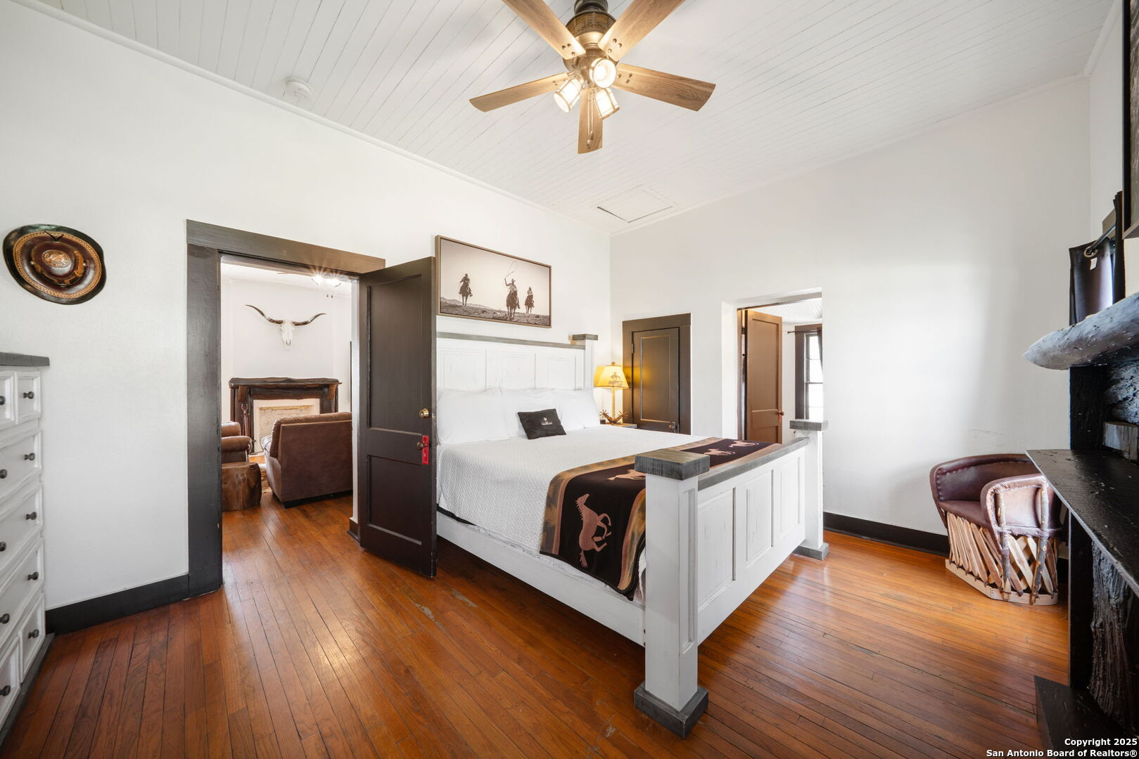 1103 Maple Bandera TX 78003