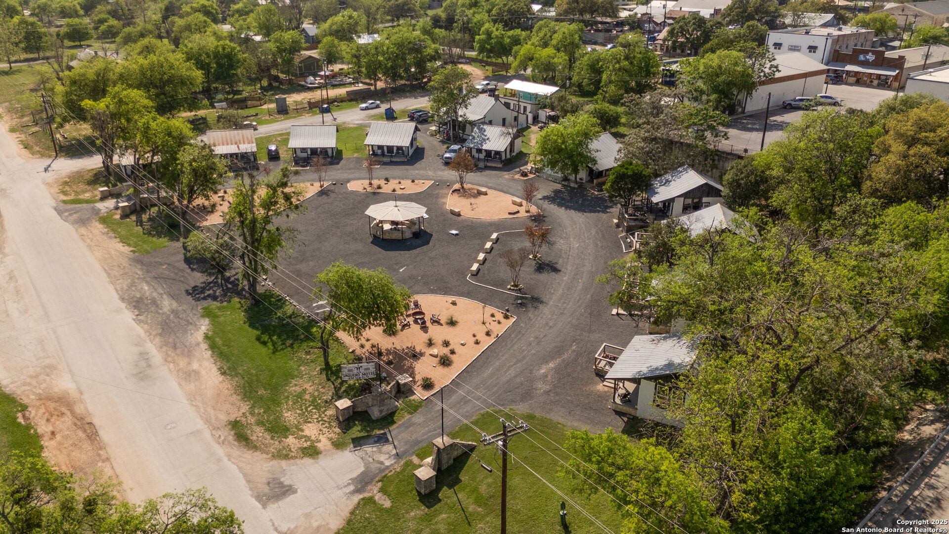 1103 Maple Bandera TX 78003