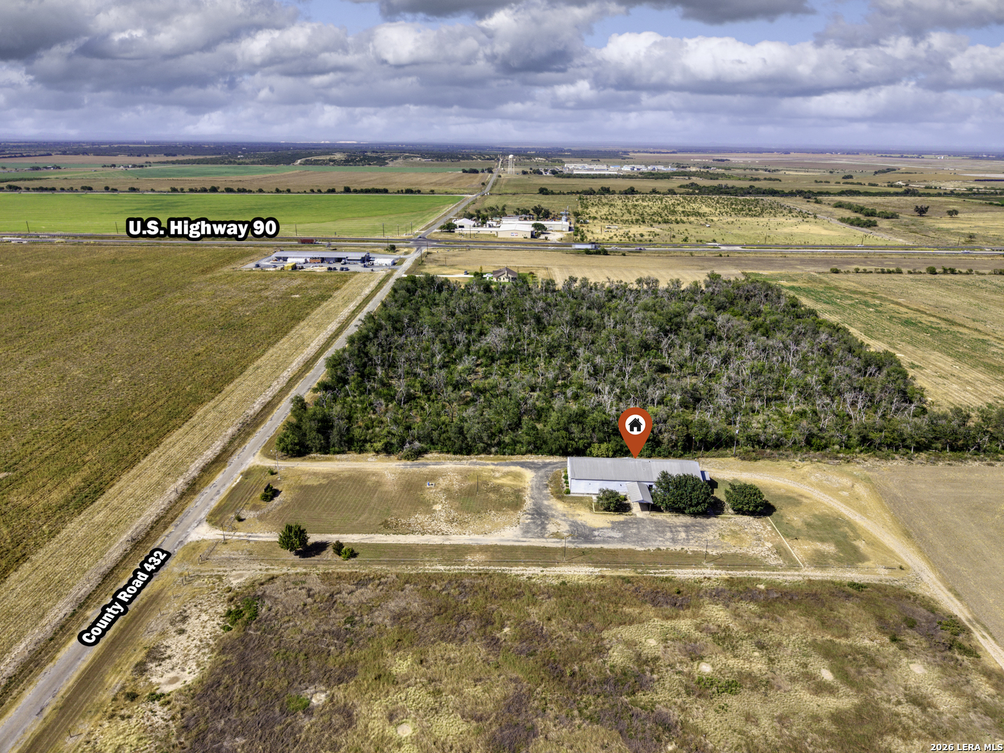 253 County Road 432 Hondo TX 78861