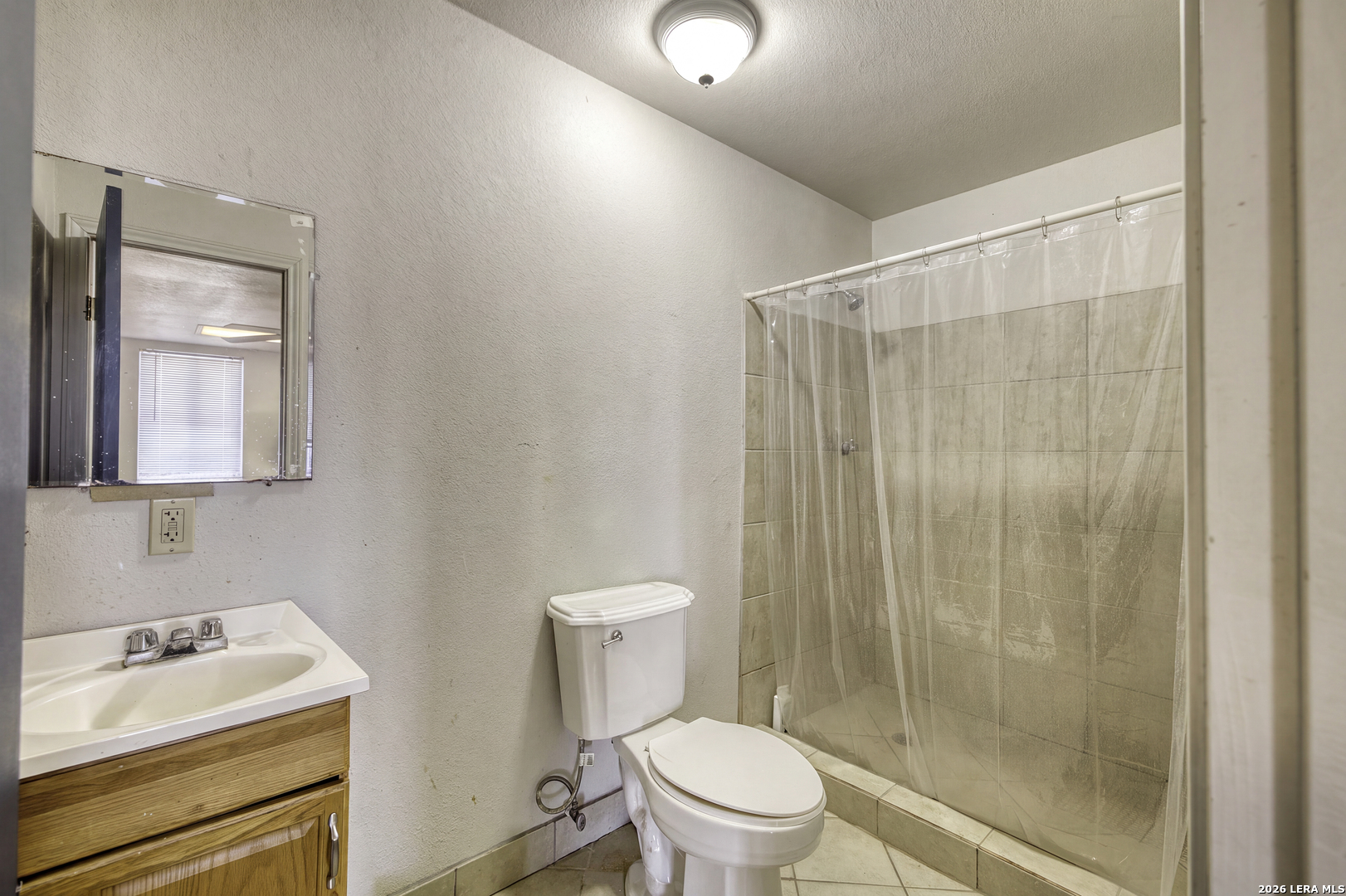 253 County Road 432 Hondo TX 78861