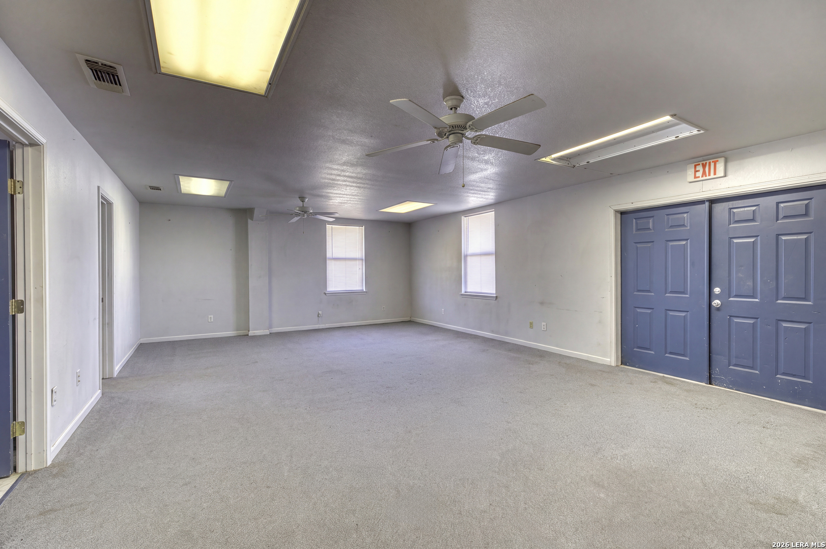 253 County Road 432 Hondo TX 78861