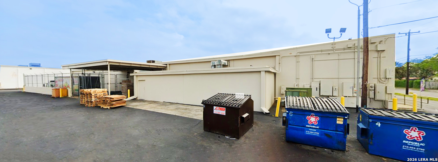 6723 S Flores San Antonio TX 78221