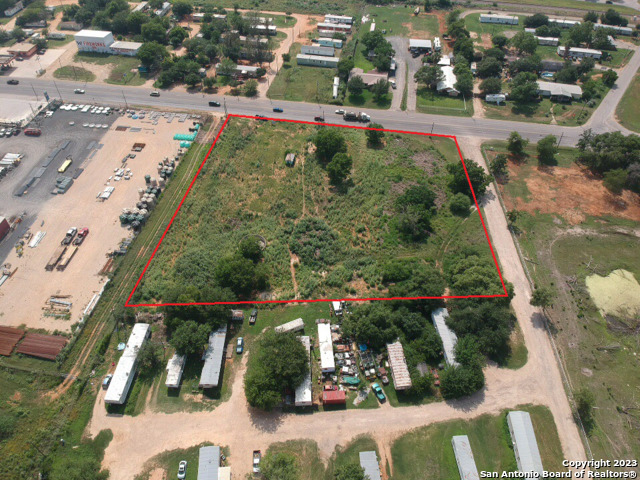 1600 Bi 35 Pearsall TX 78061