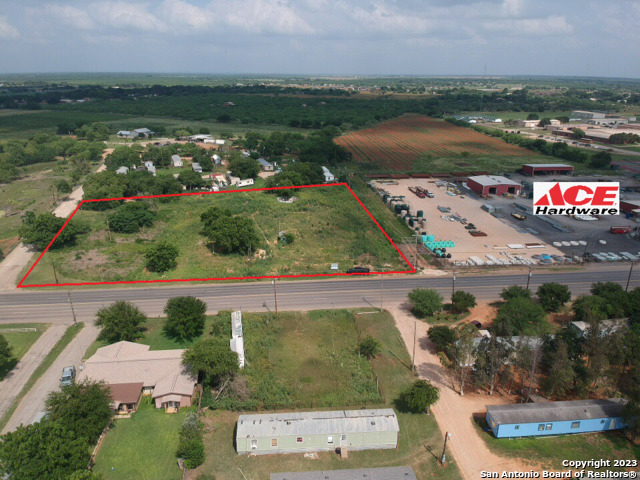 1600 Bi 35 Pearsall TX 78061