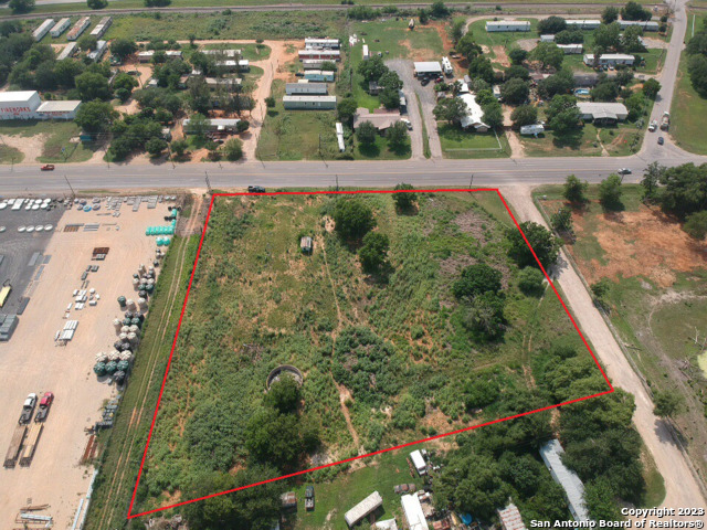 1600 Bi 35 Pearsall TX 78061