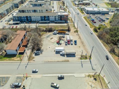 7118 S New Braunfels Avenue San Antonio TX 78223