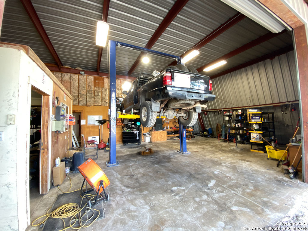 8491 Us Highway 281 Spring Branch TX 78070