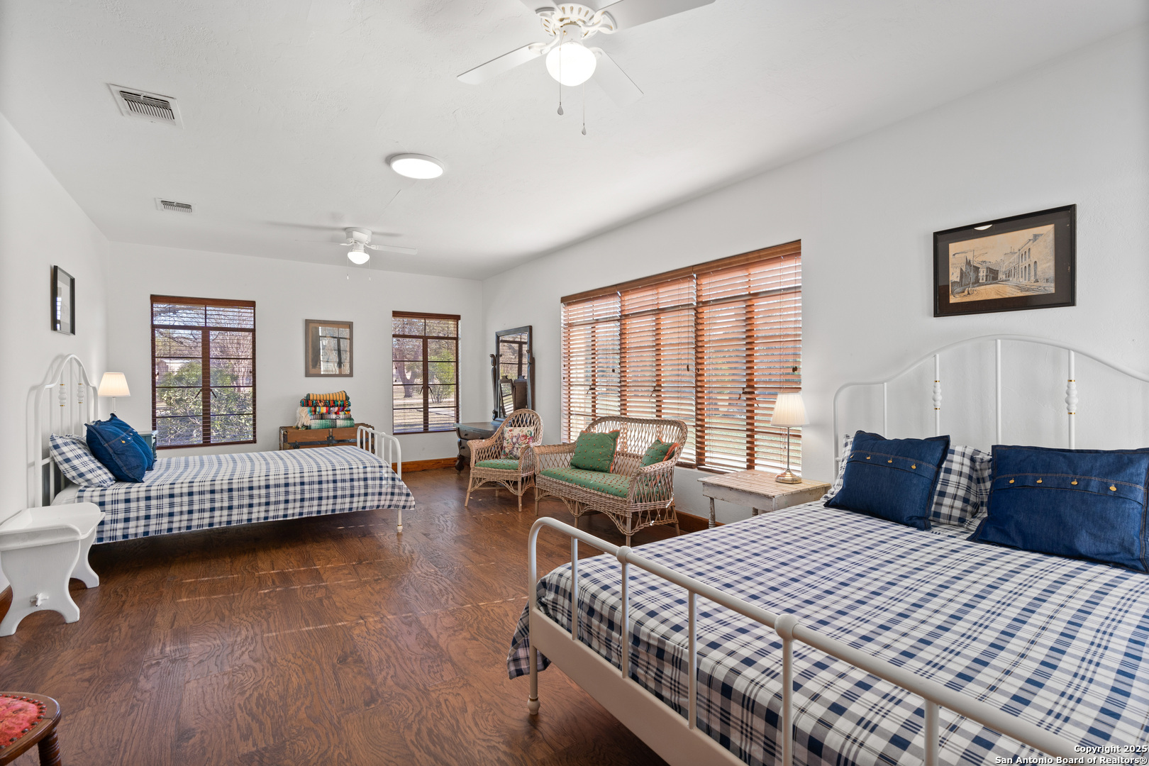 5322 N State Highway 16 Bandera TX 78003