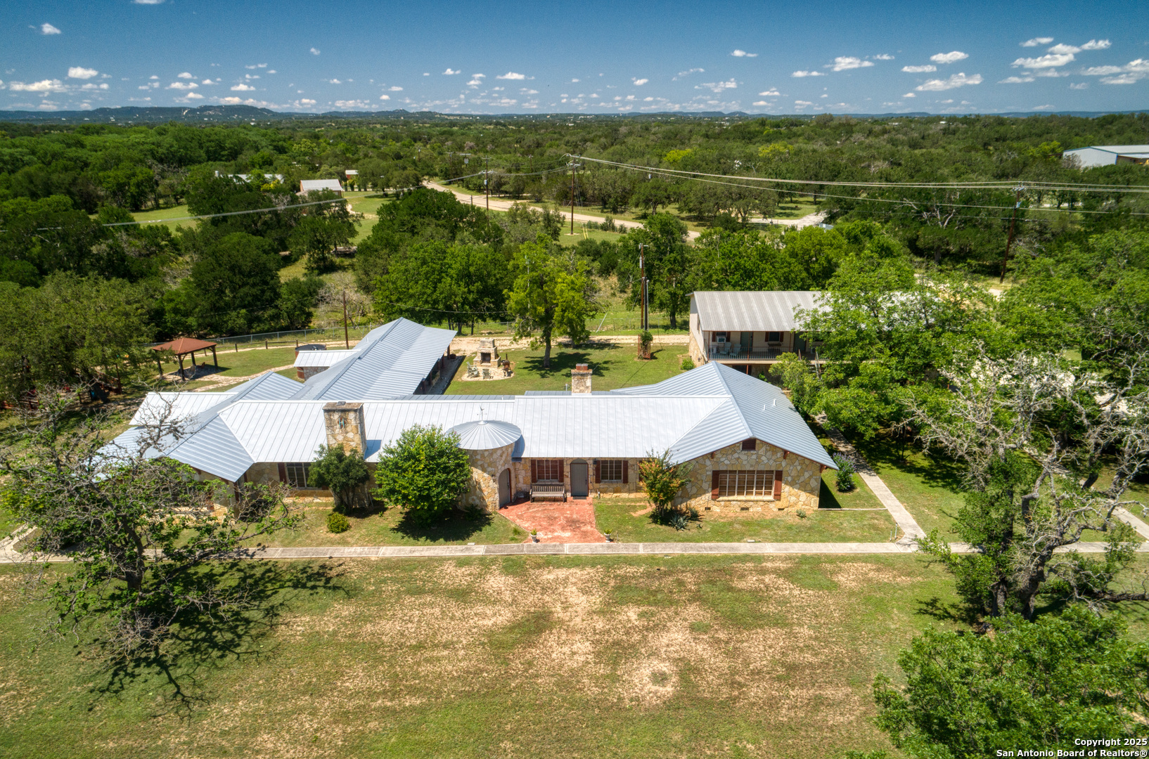 5322 N State Highway 16 Bandera TX 78003