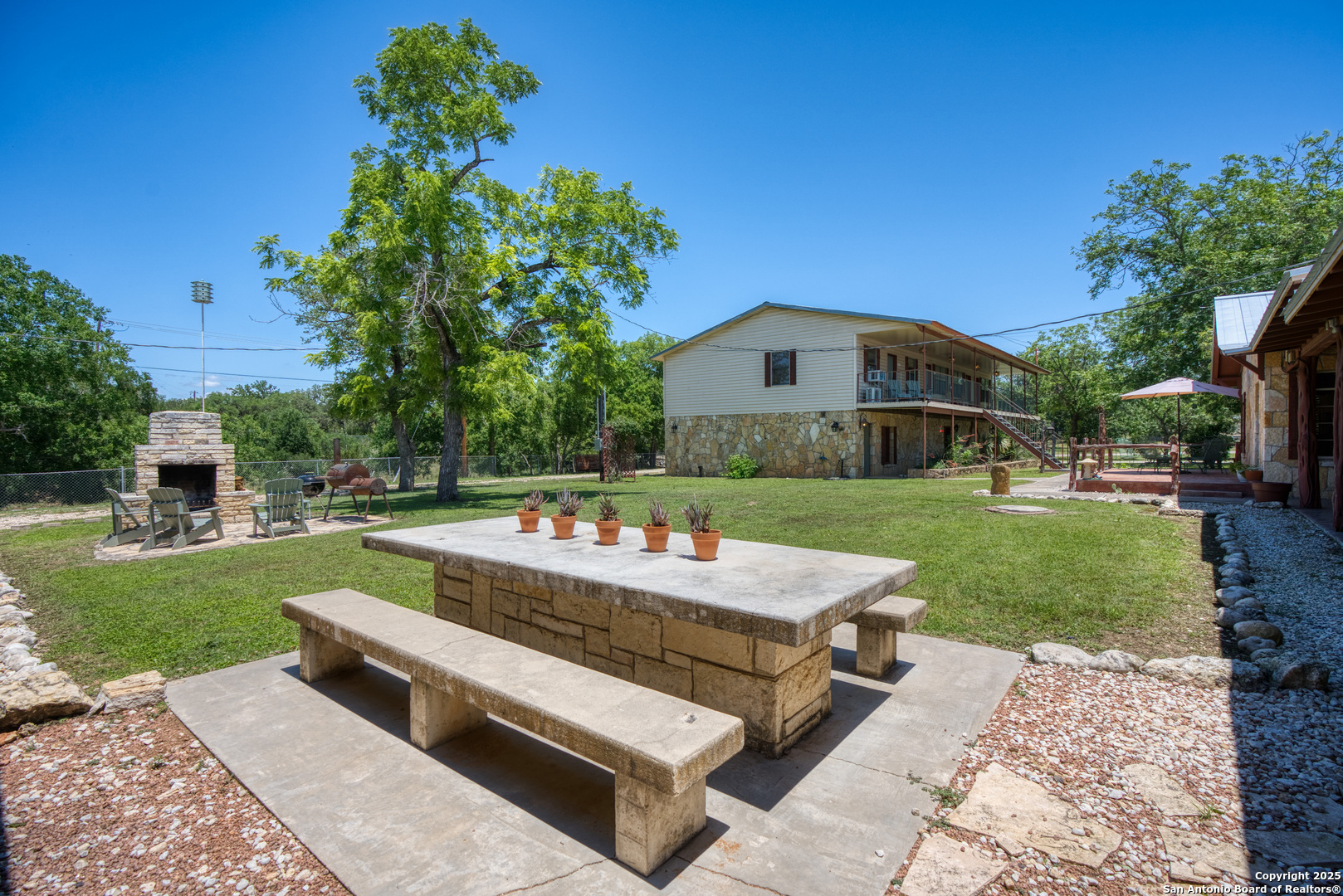 5322 N State Highway 16 Bandera TX 78003