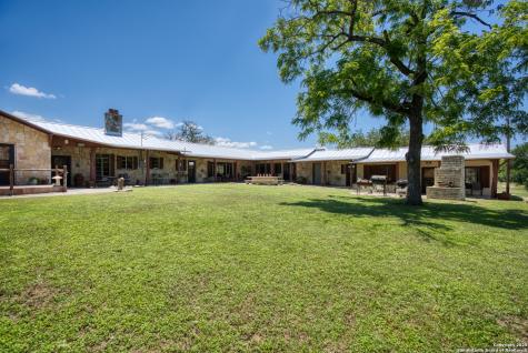 5322 N State Highway 16 Bandera TX 78003