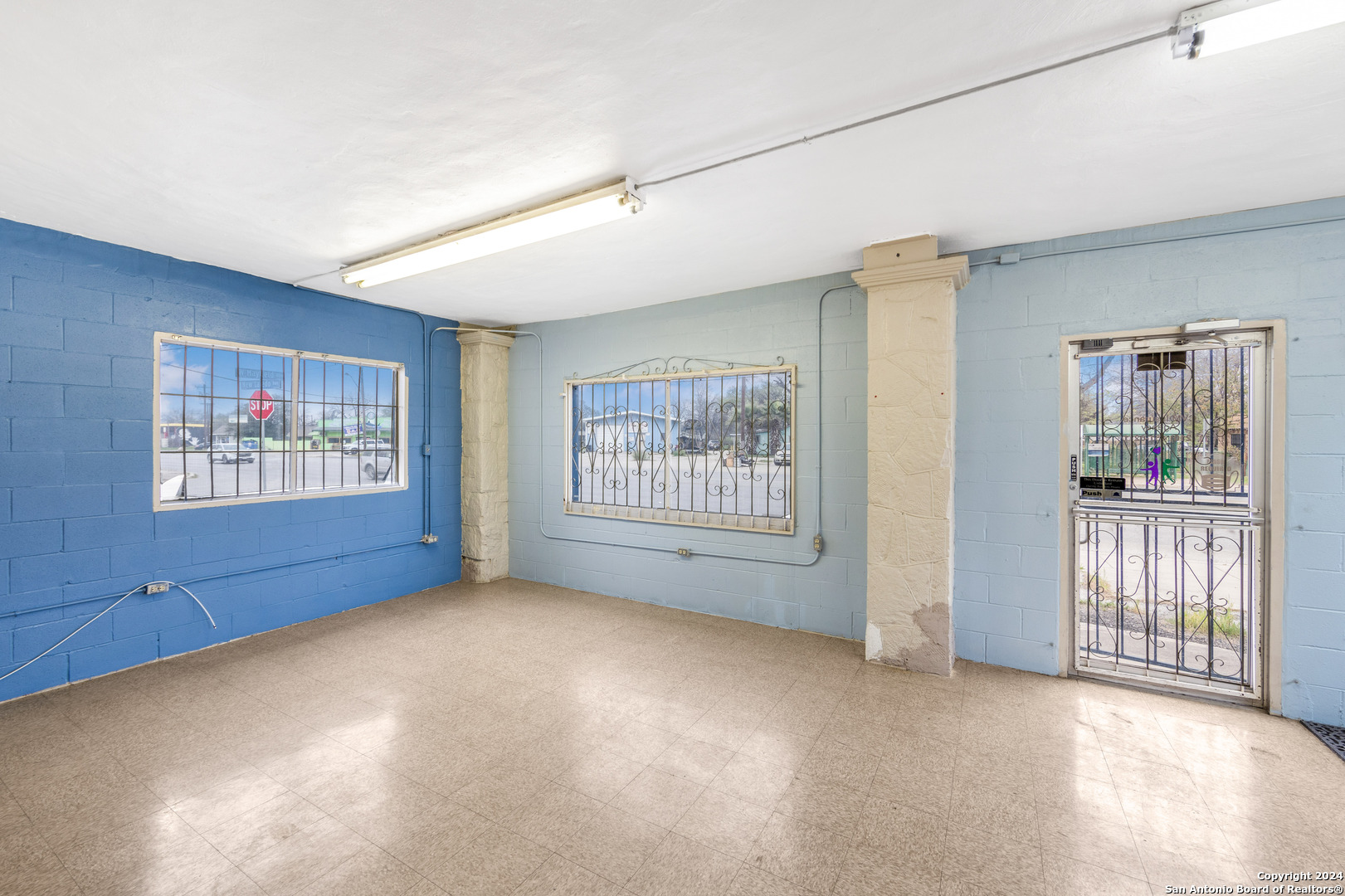 930 New Laredo Highway San Antonio TX 78211