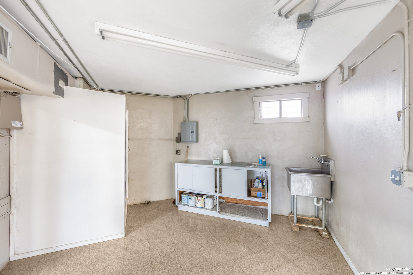 930 New Laredo Highway San Antonio TX 78211