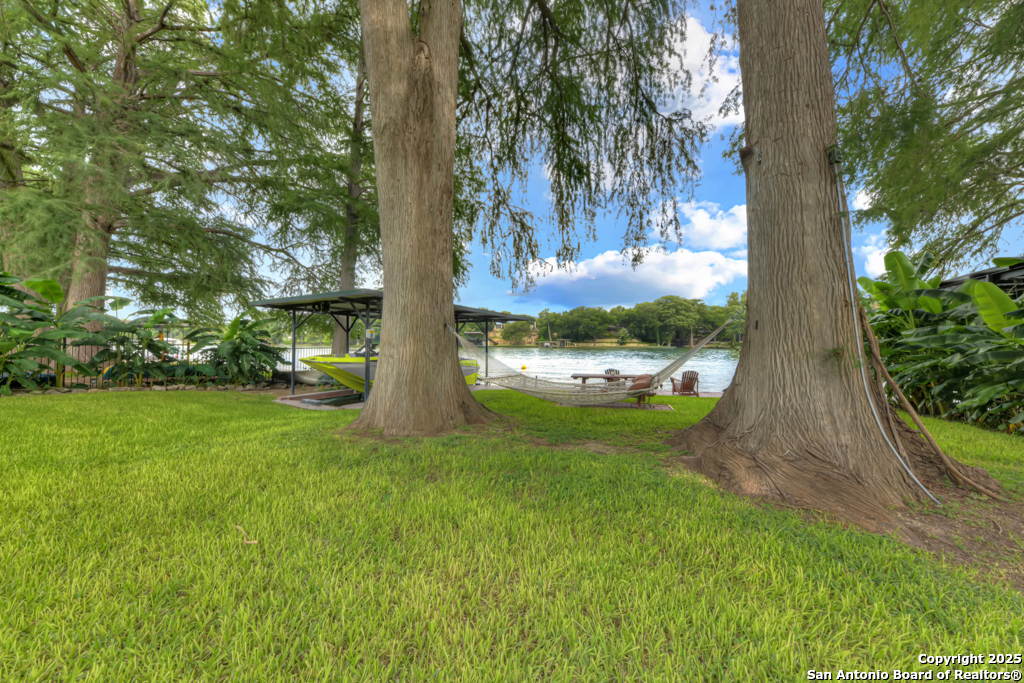 1321 E Zipp New Braunfels TX 78130