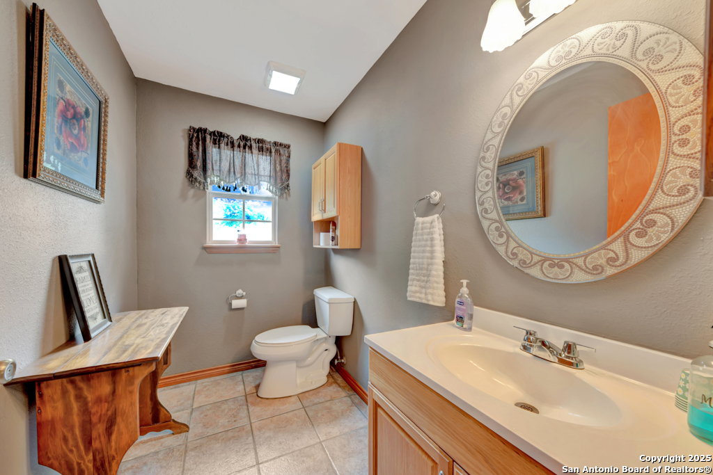 1321 E Zipp New Braunfels TX 78130