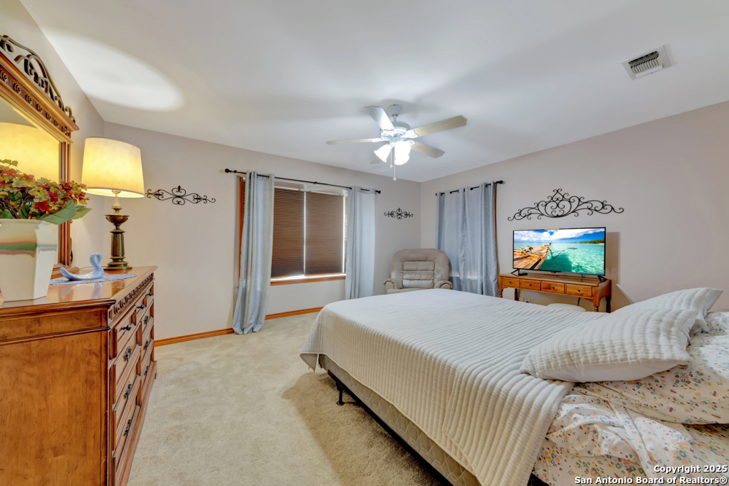 1321 E Zipp New Braunfels TX 78130