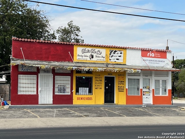 5615 S Flores Street San Antonio TX 78214