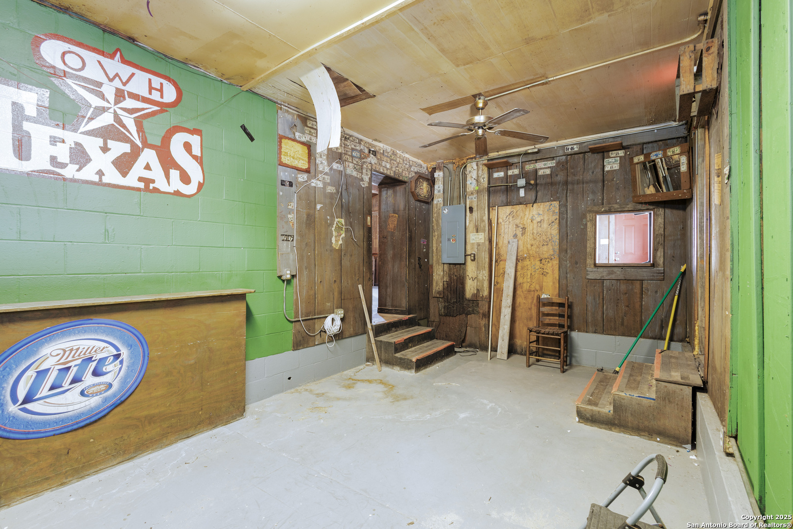 1109 Broadway Kerrville TX 78028