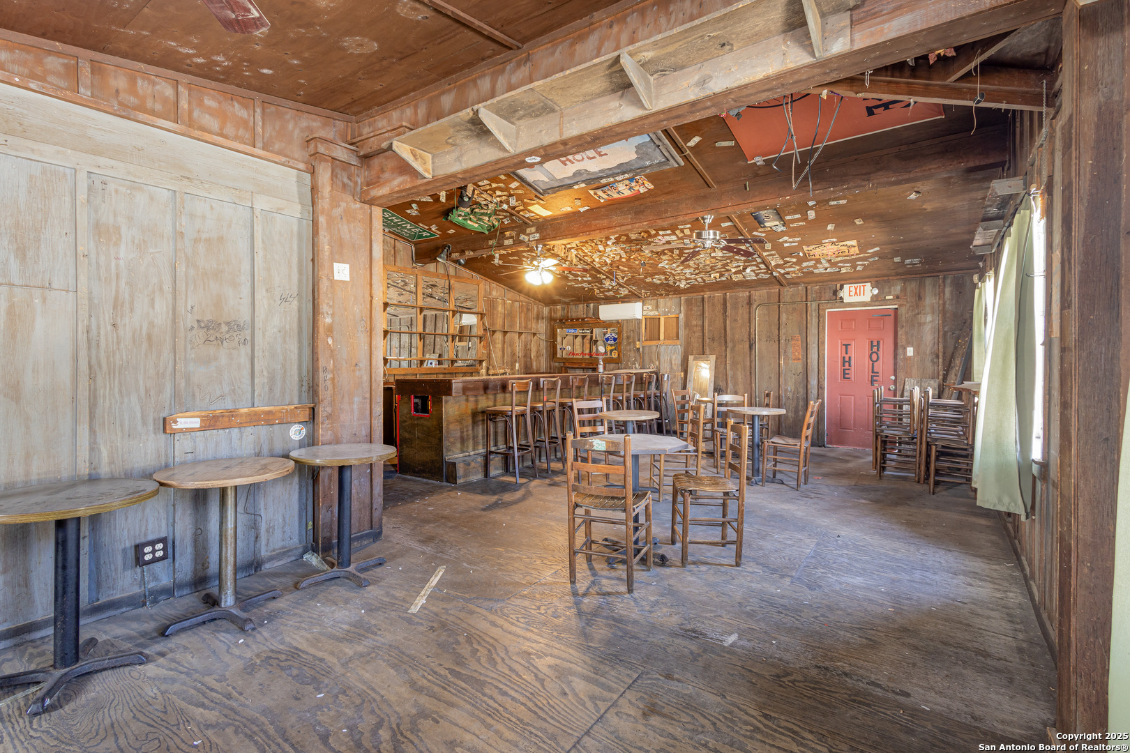 1109 Broadway Kerrville TX 78028