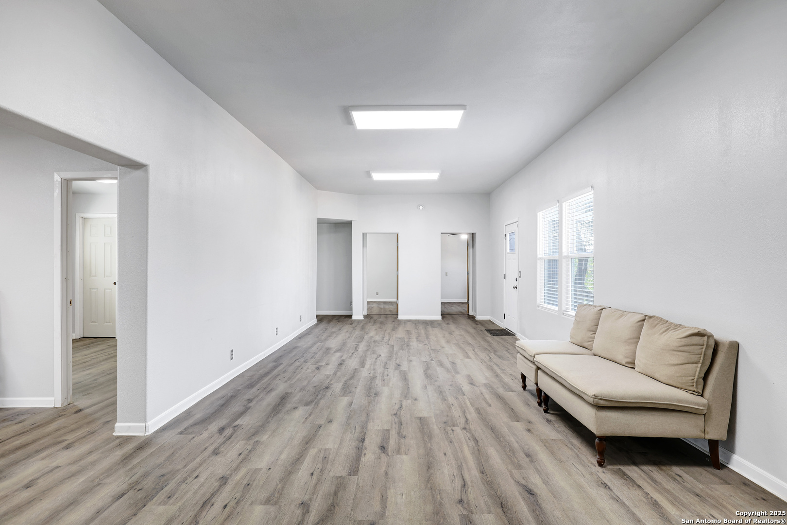 1016 E Borgfeld San Antonio TX 78260