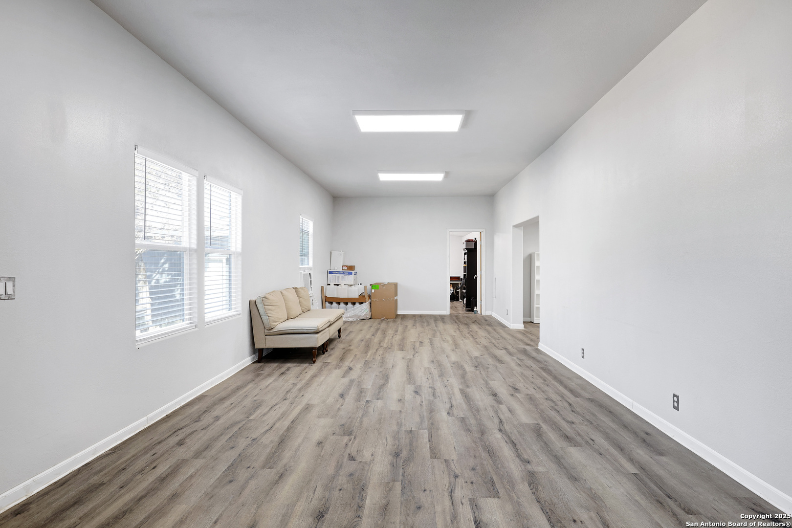 1016 E Borgfeld San Antonio TX 78260