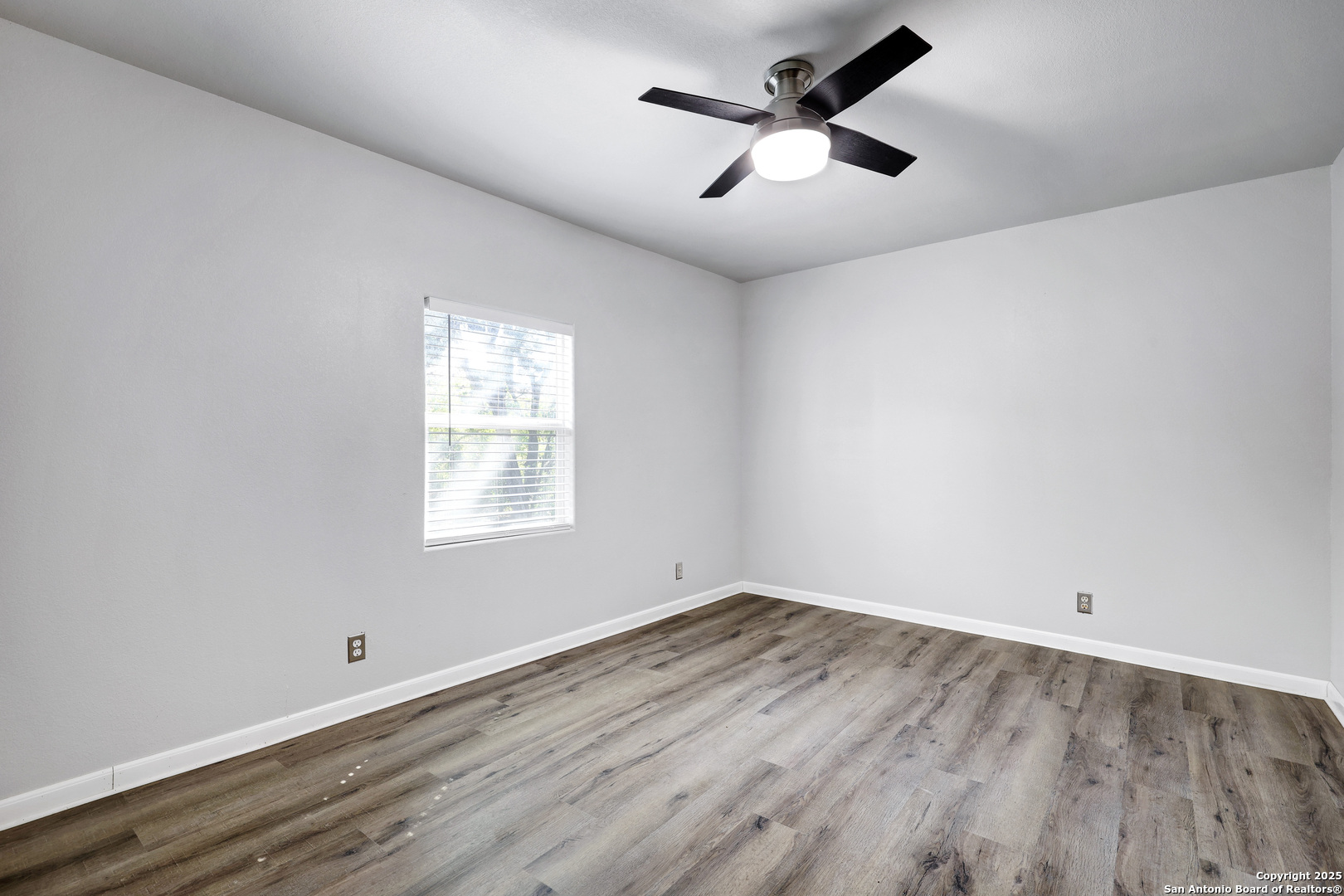 1016 E Borgfeld San Antonio TX 78260