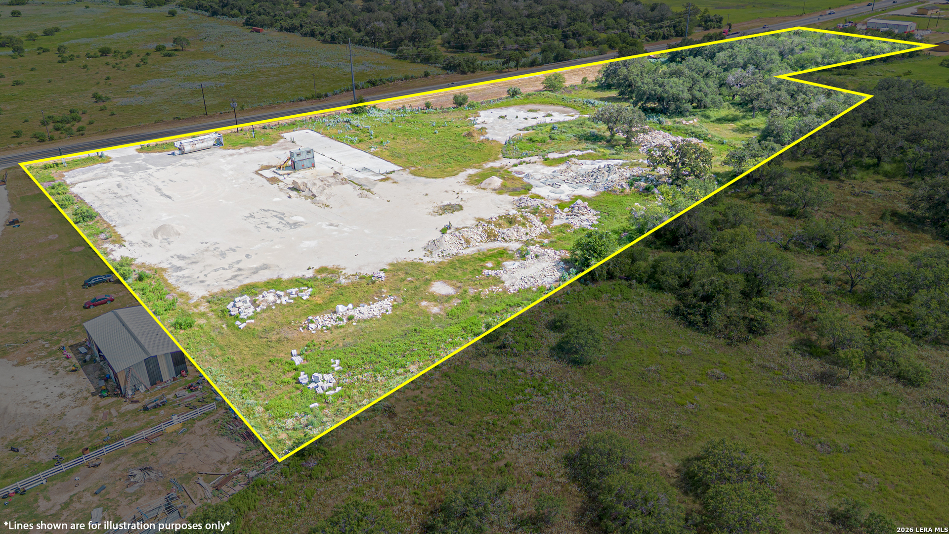 5749 State Highway 97 E Floresville TX 78114