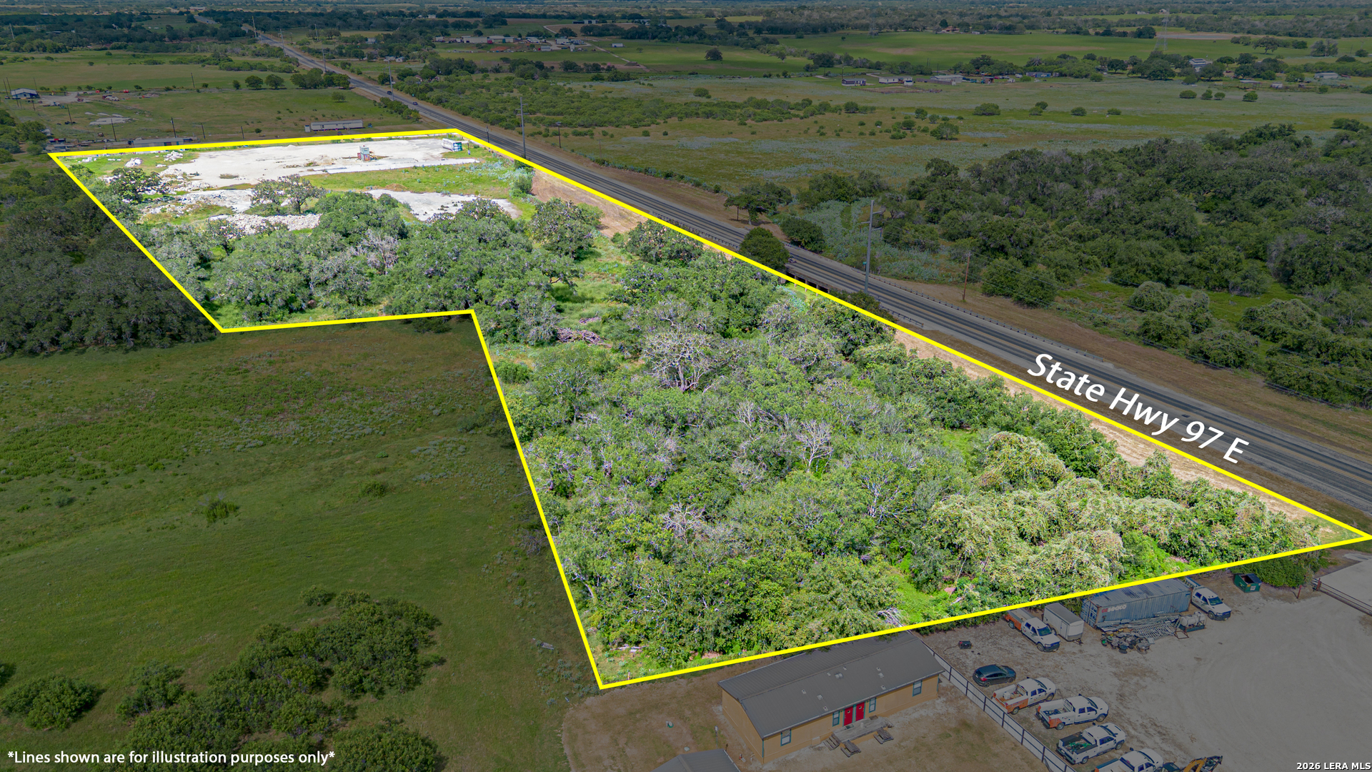 5749 State Highway 97 E Floresville TX 78114