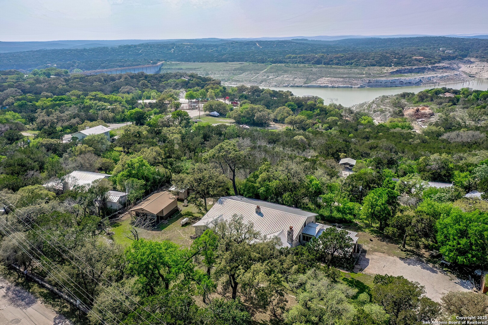 6986 County Road 271 Mico TX 78056