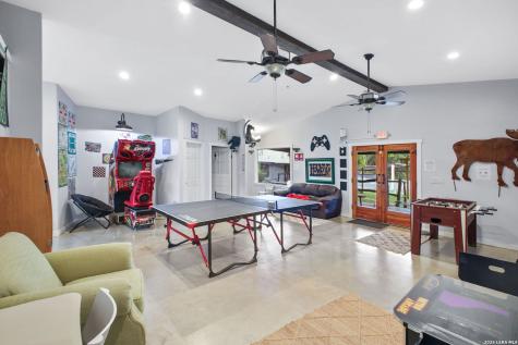 319 Los Indios Boerne TX 78006