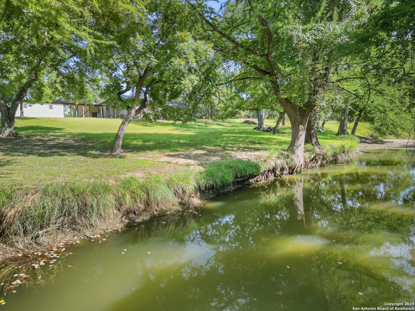 710 Chipman Lane Bandera TX 78003