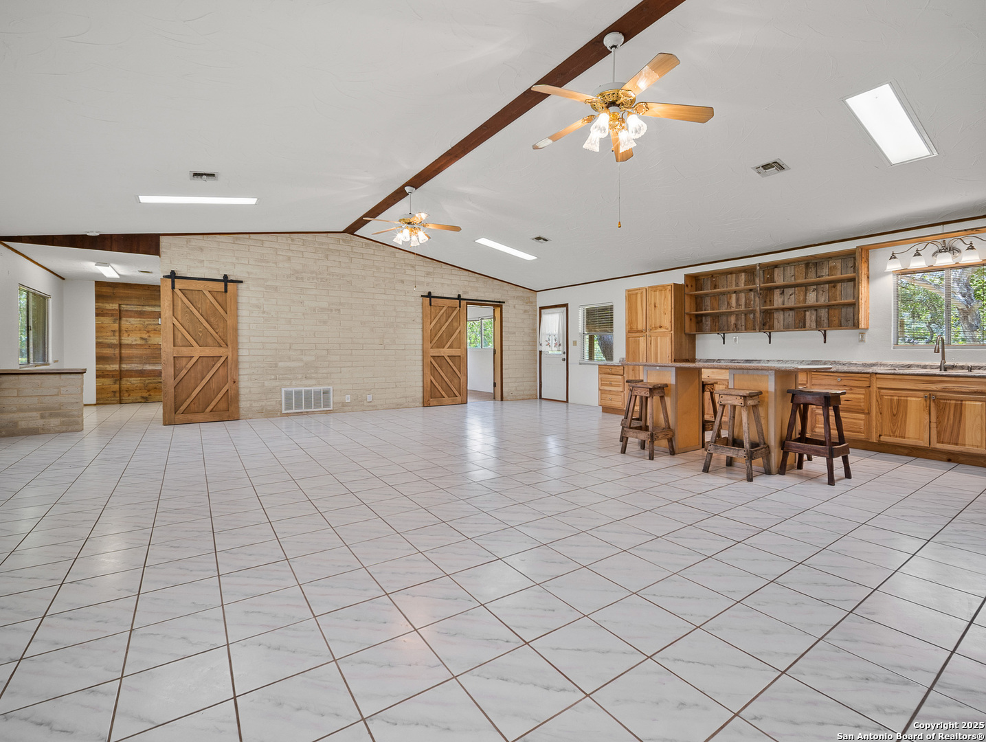 710 Chipman Lane Bandera TX 78003