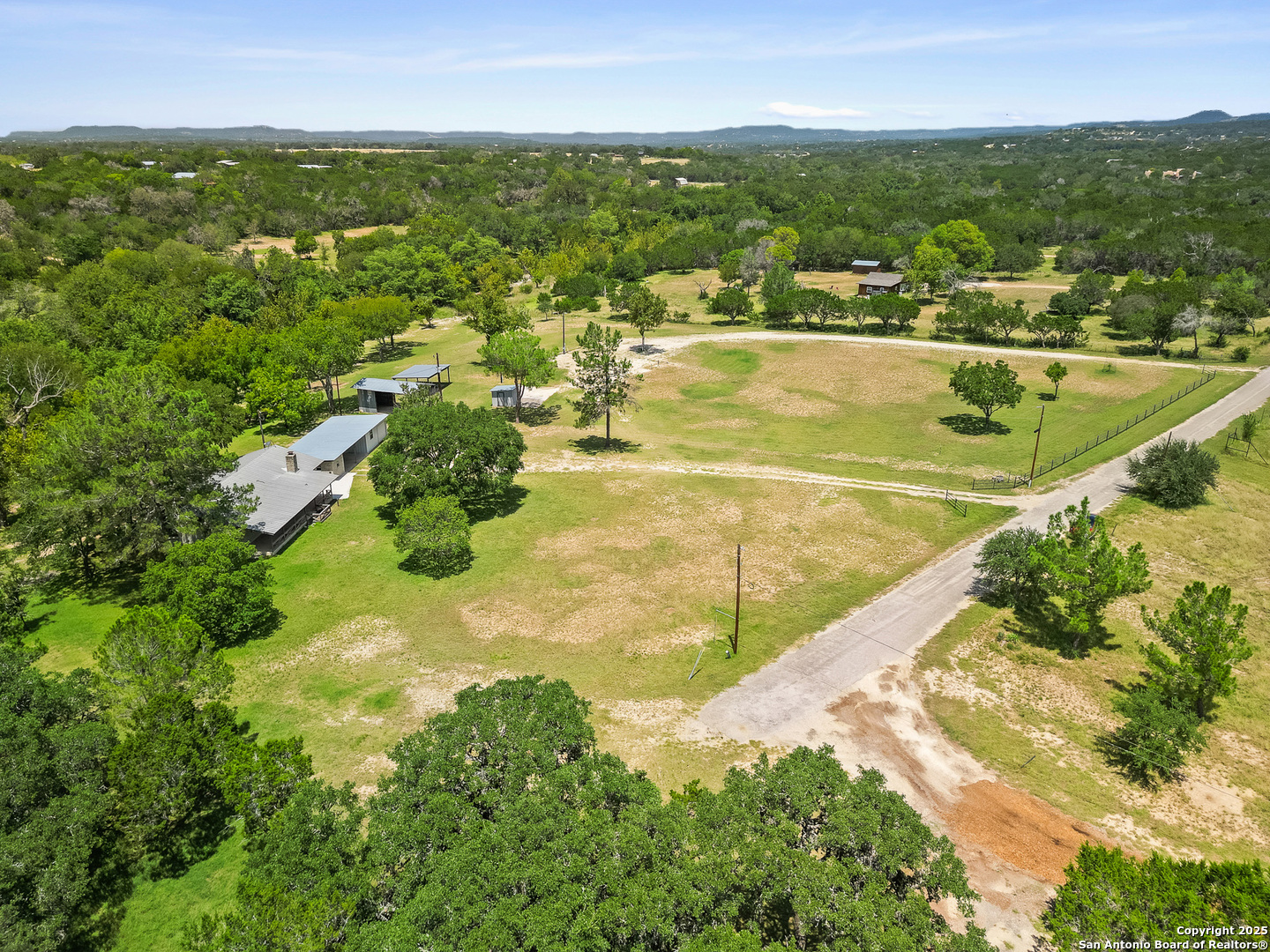 710 Chipman Lane Bandera TX 78003