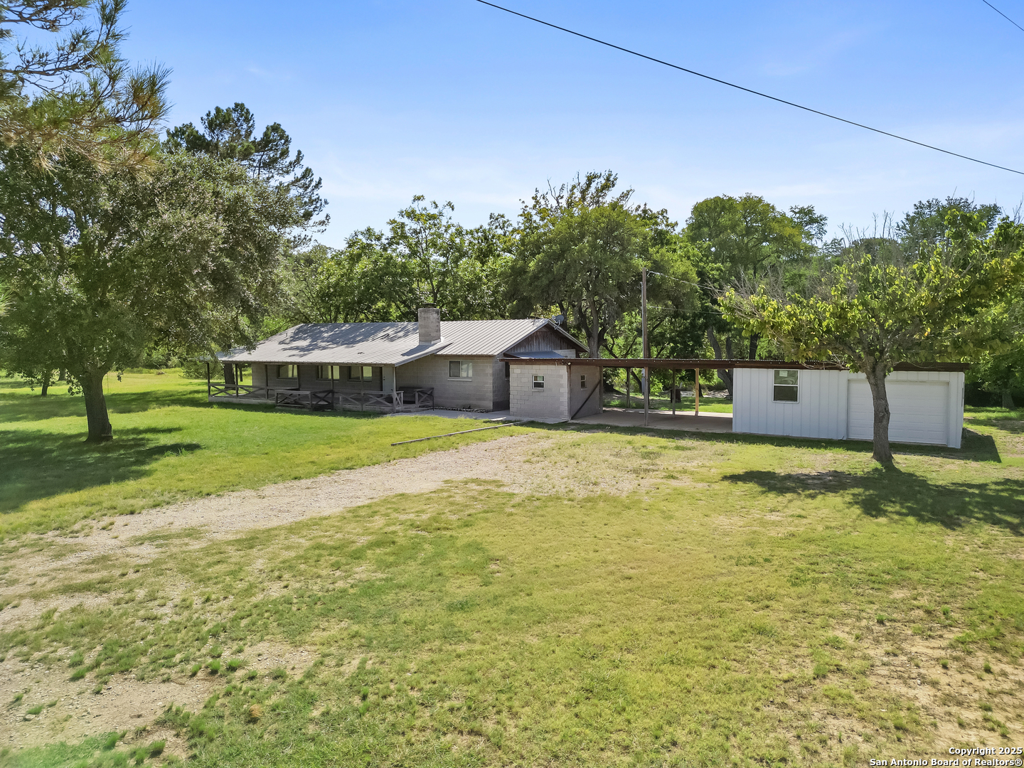 710 Chipman Lane Bandera TX 78003