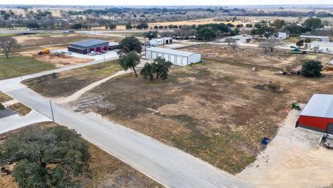 557 W Wheeler Street Stockdale TX 78160