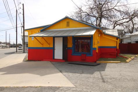 439 Fredericksburg San Antonio TX 78201