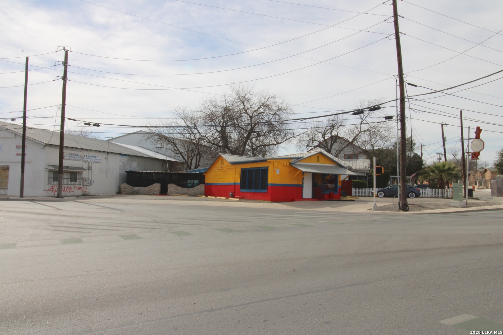 439 Fredericksburg San Antonio TX 78201