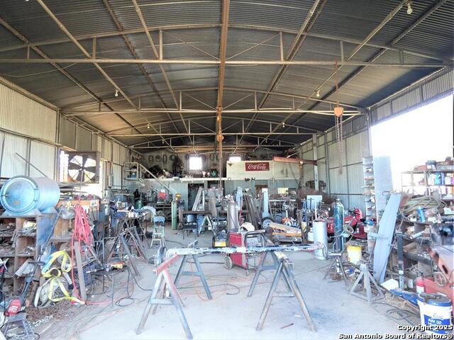 3148 E Highway 59 Beeville TX 78102