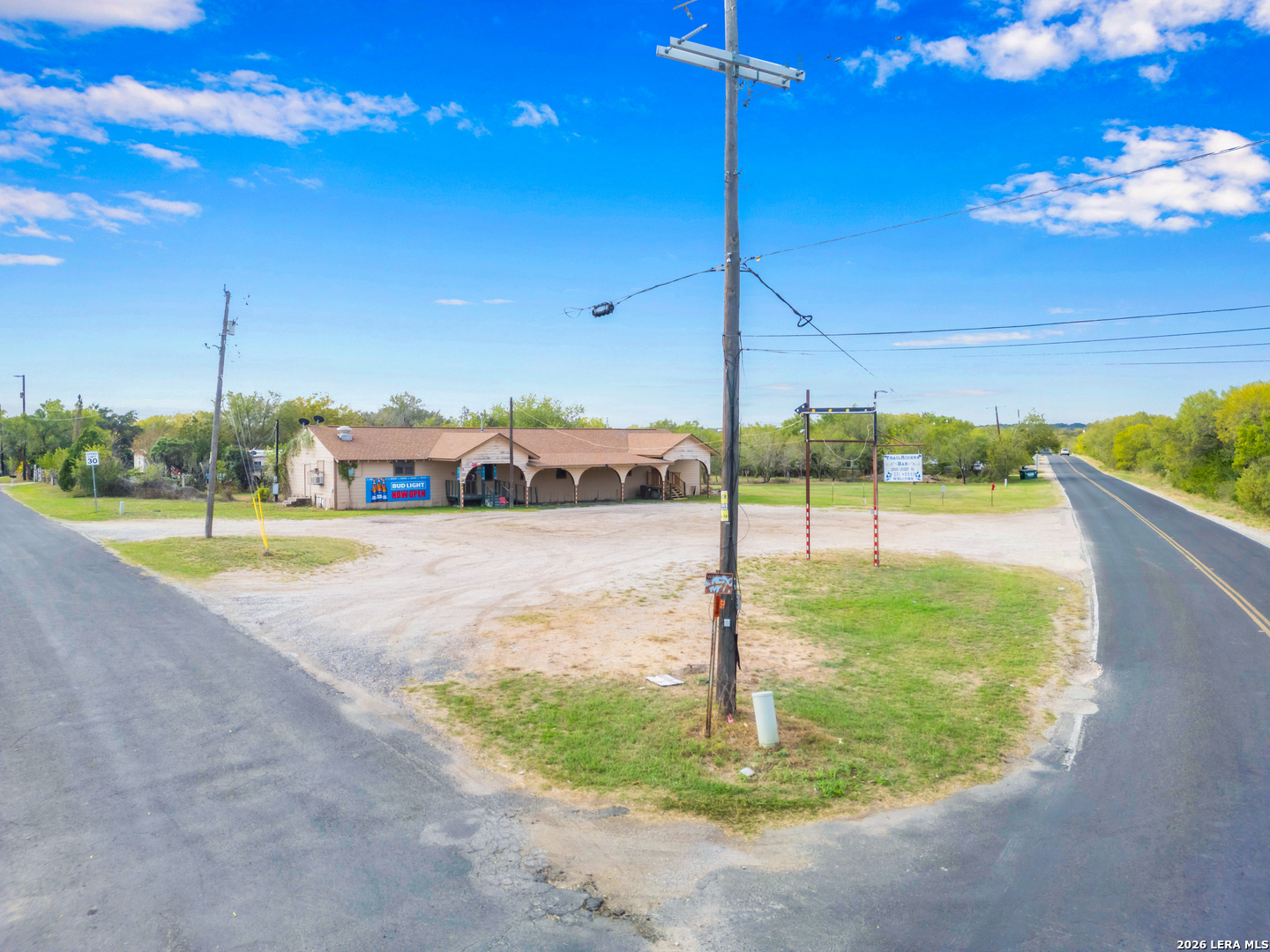 13585 Luckey Road Atascosa TX 78002