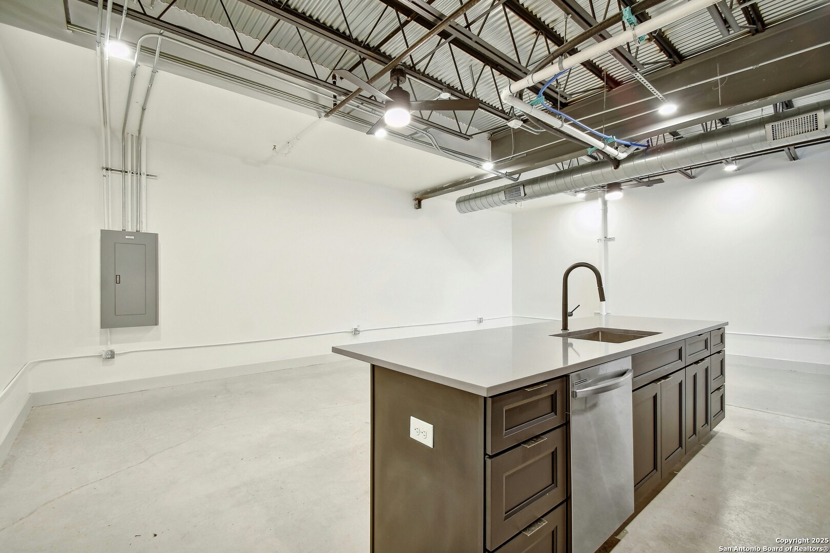 215 Coca Cola San Antonio TX 78219