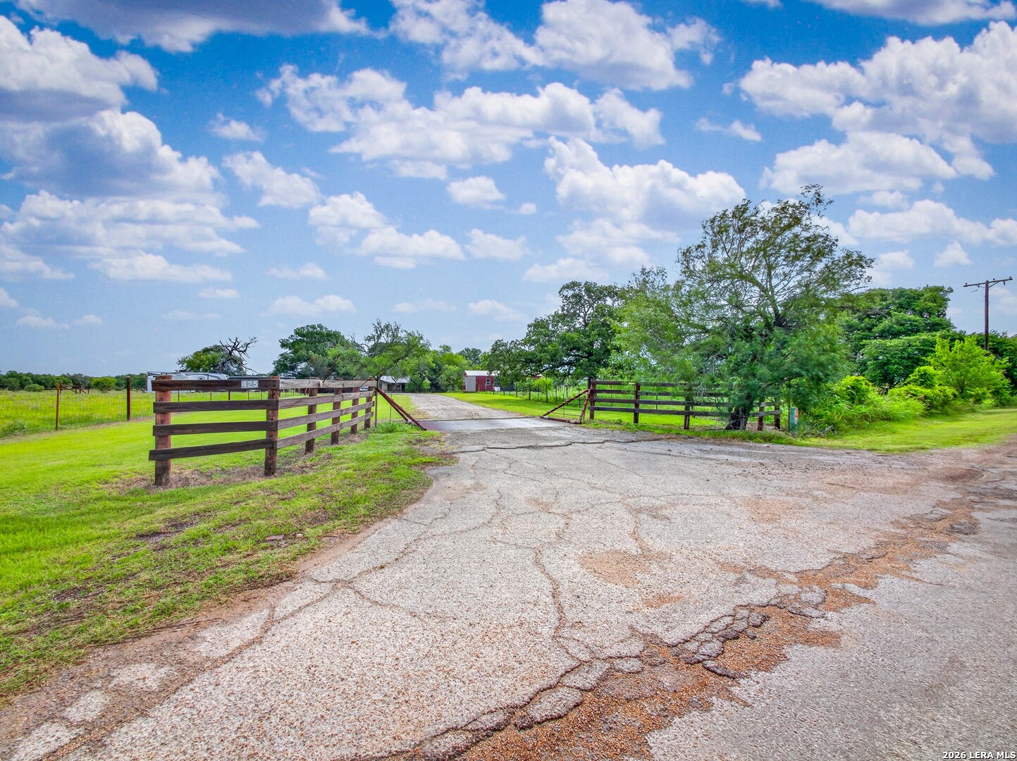 425 Seawillow Road Lockhart TX 78644