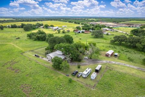 425 Seawillow Road Lockhart TX 78644