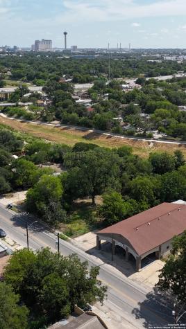3106 S Flores San Antonio TX 78204