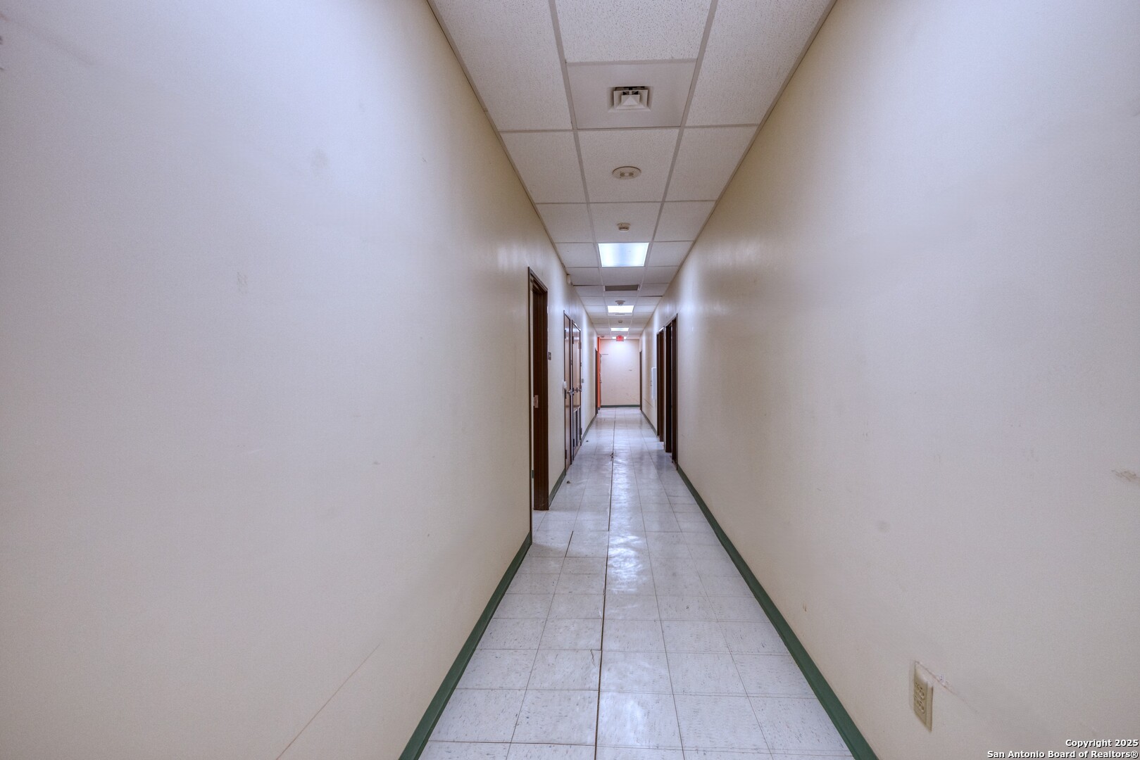 1402 1st Crystal City TX 78839