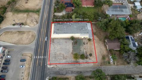 1402 1ST Crystal City TX 78839