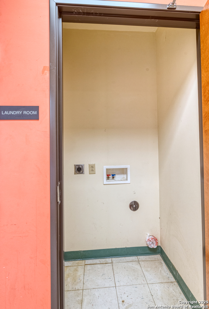 1402 1st Crystal City TX 78839