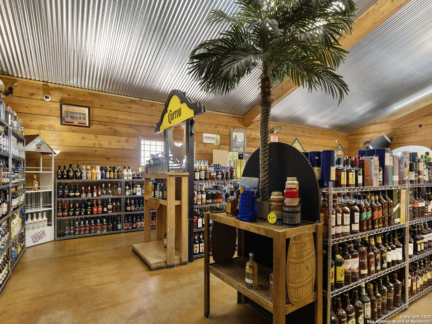 525 Highway 132 N Tx Devine TX 78016